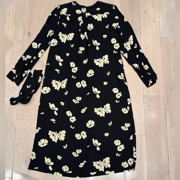 A.P.C. Black Long Sleeve Midi Dress with Cream Floral Print size 36 (US 4) - Picture 3 of 6
